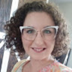 Meet your Posher, Tonya